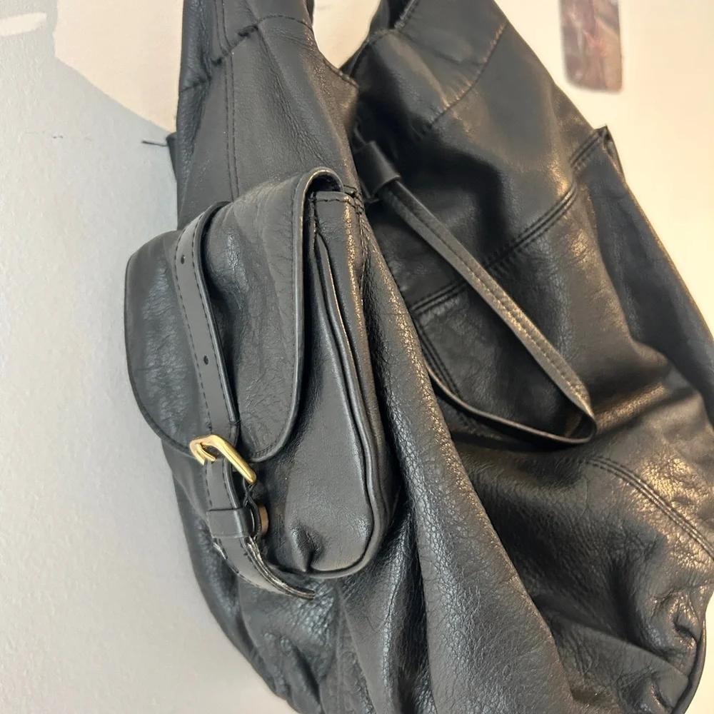 Marc by Marc Jacobs Black Leather bucket bag - Picture 2 of 2